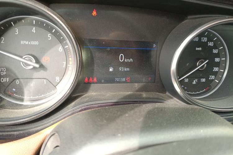 Used Buick Encore GX 2020 20T CVT Two-Wheel Drive Luxury Version Odometer Close Up