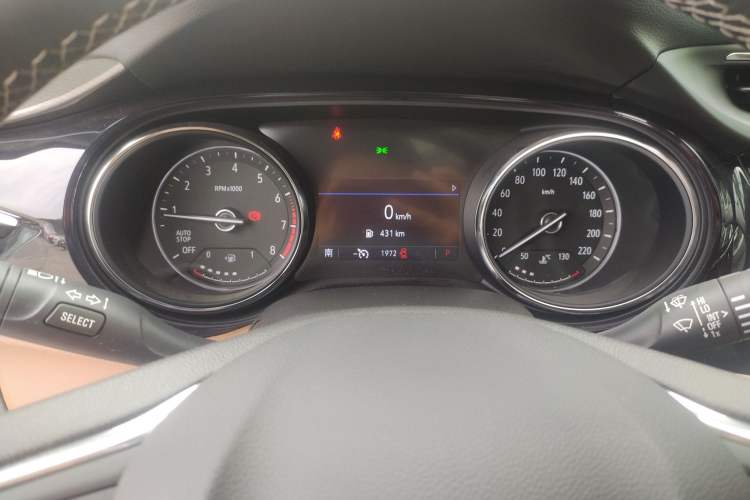 Used Buick Encore GX 2020 20T CVT Two-Wheel Drive Luxury Version Odometer Close Up