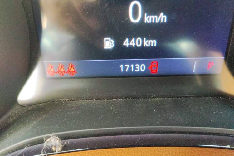 Used Buick Encore GX 2020 20T CVT Two-Wheel Drive Luxury Version Odometer Close Up