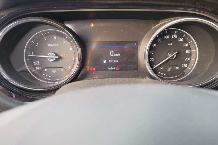 Used Buick Encore GX 2020 20T CVT Two-Wheel Drive Comfort Version Odometer Close Up
