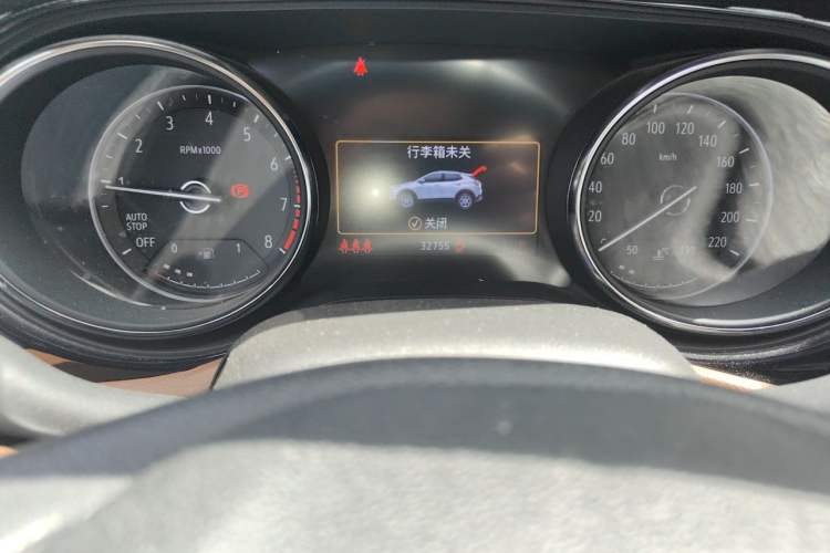 Used Buick Encore GX 2020 20T CVT Two-Wheel Drive Luxury Version Odometer Close Up