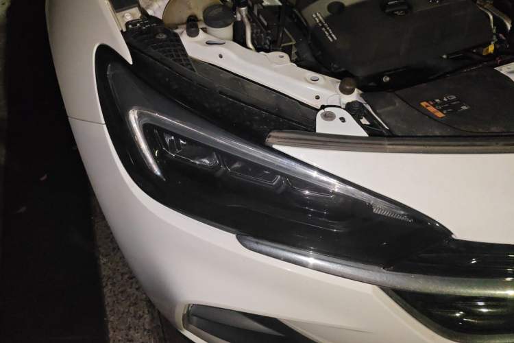 Used Buick Encore GX 2020 20T CVT Two-Wheel Drive Comfort Version Right Front Headlight