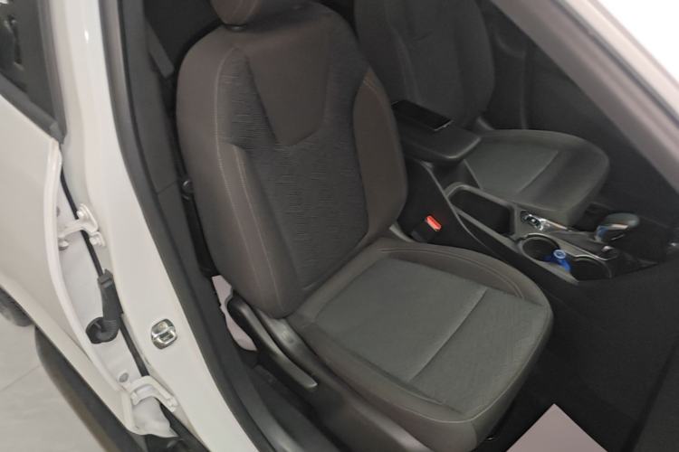 Used Buick Encore GX 2020 20T CVT Two-Wheel Drive Comfort Version Right Front Seat