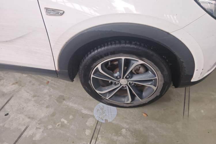 Used Buick Encore GX 2020 20T CVT Two-Wheel Drive Luxury Version Right Front Wheel Hub