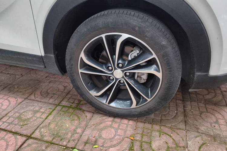 Used Buick Encore GX 2020 20T CVT Two-Wheel Drive Luxury Version Right Front Wheel Hub