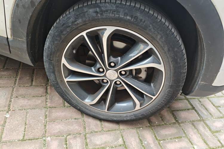 Used Buick Encore GX 2020 20T CVT Two-Wheel Drive Luxury Version Right Front Wheel Hub