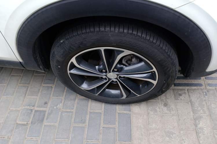 Used Buick Encore GX 2020 20T CVT Two-Wheel Drive Luxury Version Right Front Wheel Hub