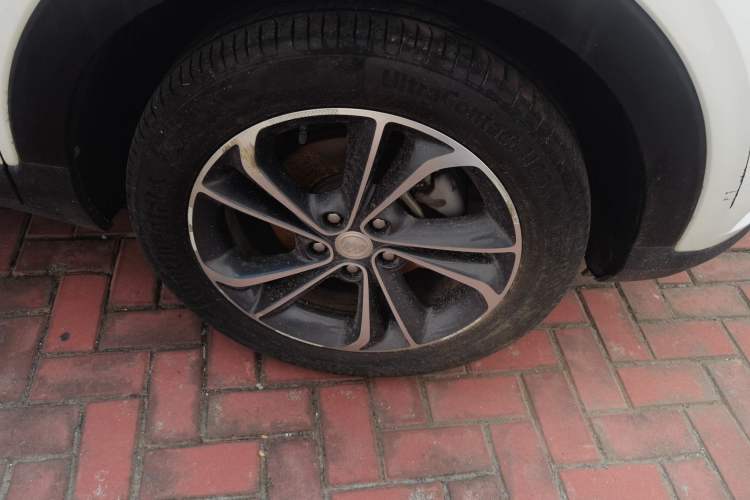 Used Buick Encore GX 2020 20T CVT Two-Wheel Drive Luxury Version Right Front Wheel Hub