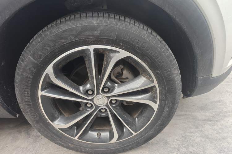 Used Buick Encore GX 2020 20T CVT Two-Wheel Drive Luxury Version Right Front Wheel Hub