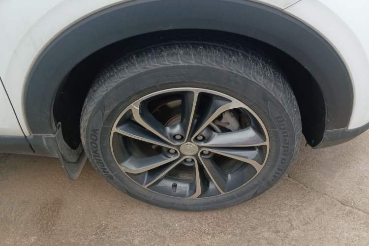 Used Buick Encore GX 2020 20T CVT Two-Wheel Drive Luxury Version Right Front Wheel Hub