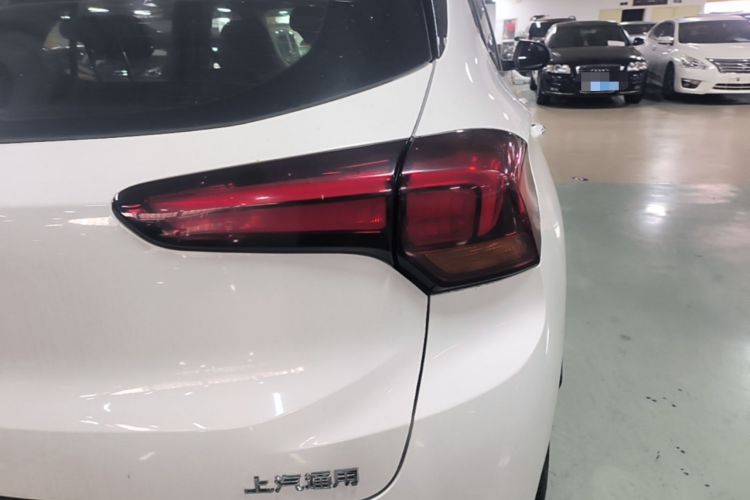 Used Buick Encore GX 2020 20T CVT Two-Wheel Drive Luxury Version Right Rear Taillight