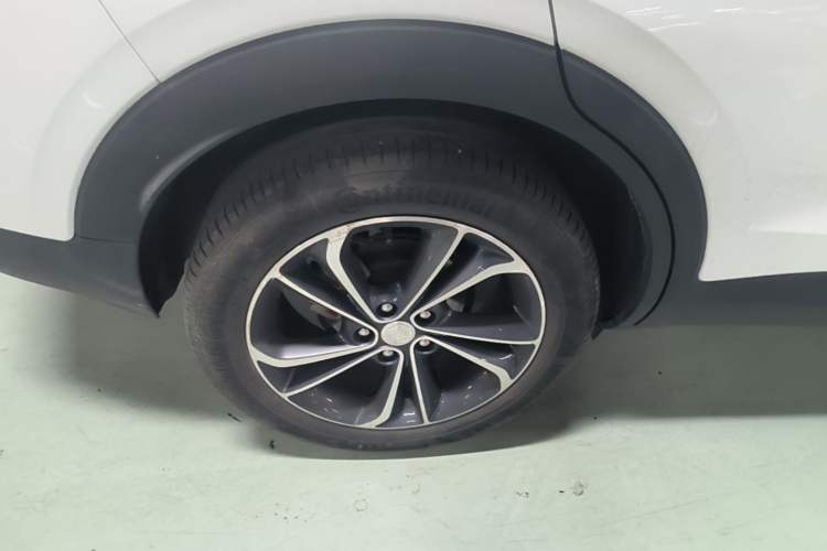Used Buick Encore GX 2020 20T CVT Two-Wheel Drive Luxury Version Right Rear Wheel Hub