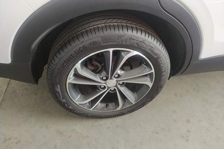 Used Buick Encore GX 2020 20T CVT Two-Wheel Drive Luxury Version Right Rear Wheel Hub