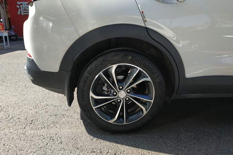 Used Buick Encore GX 2020 20T CVT Two-Wheel Drive Luxury Version Right Rear Wheel Hub