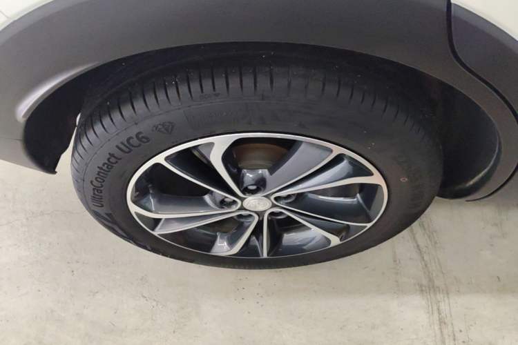 Used Buick Encore GX 2020 20T CVT Two-Wheel Drive Luxury Version Right Rear Wheel Hub