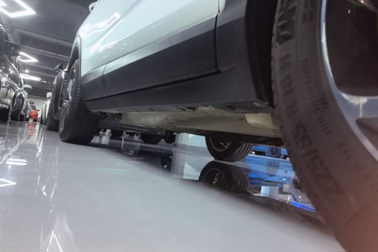 Used Buick Encore GX 2020 20T CVT Two-Wheel Drive Luxury Version Right Side Sill