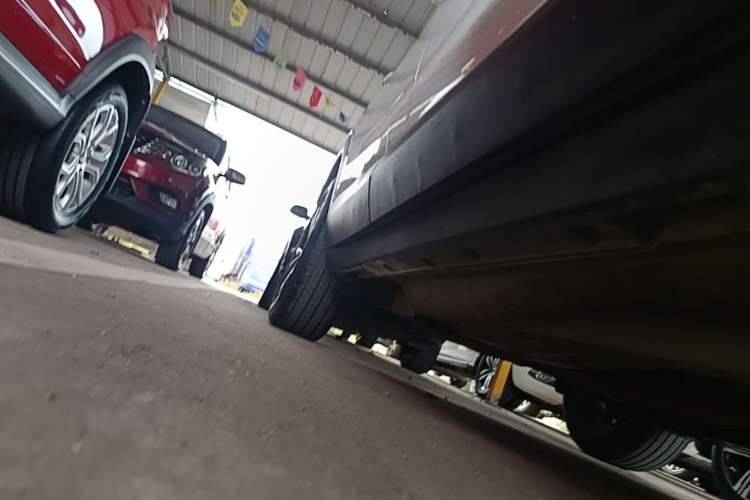 Used Buick Encore GX 2020 20T CVT Two-Wheel Drive Comfort Version Right Side Sill