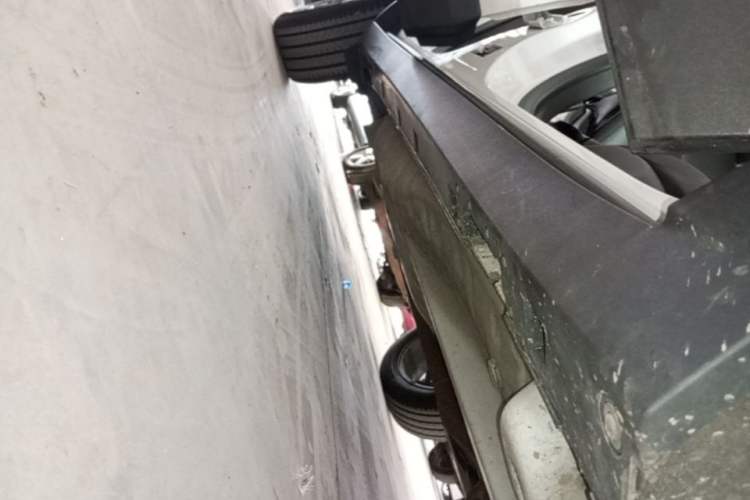 Used Buick Encore GX 2020 20T CVT Two-Wheel Drive Luxury Version Right Side Sill