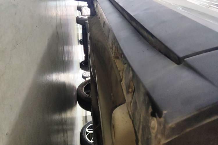 Used Buick Encore GX 2020 20T CVT Two-Wheel Drive Luxury Version Right Side Sill