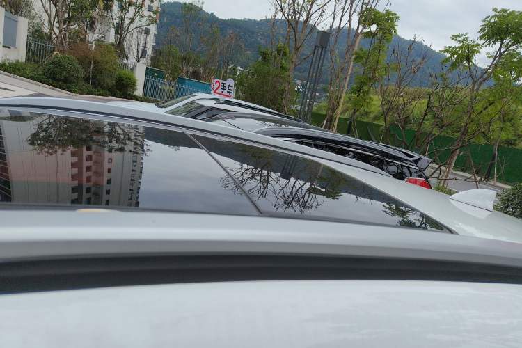 Used Buick Encore GX 2020 20T CVT Two-Wheel Drive Luxury Version Roof