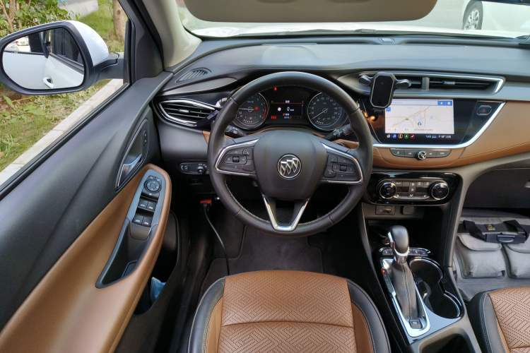 Used Buick Encore GX 2020 20T CVT Two-Wheel Drive Flagship Version Steering Wheel