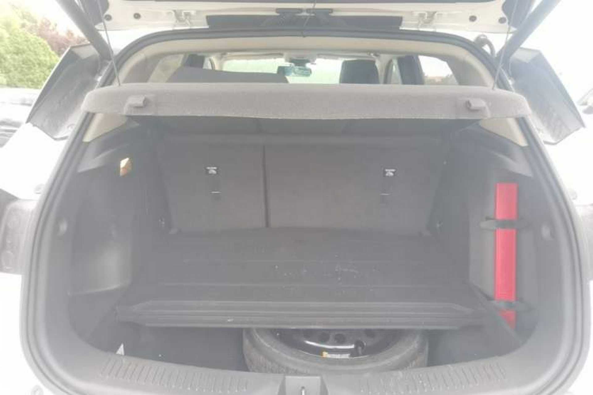Used Buick Encore GX 2020 20T CVT Two-Wheel Drive Luxury Version Trunk