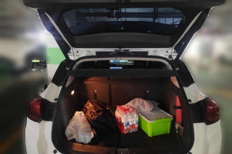 Used Buick Encore GX 2020 20T CVT Two-Wheel Drive Luxury Version Trunk