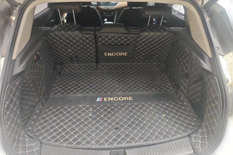 Used Buick Encore GX 2020 20T CVT Two-Wheel Drive Luxury Version Trunk