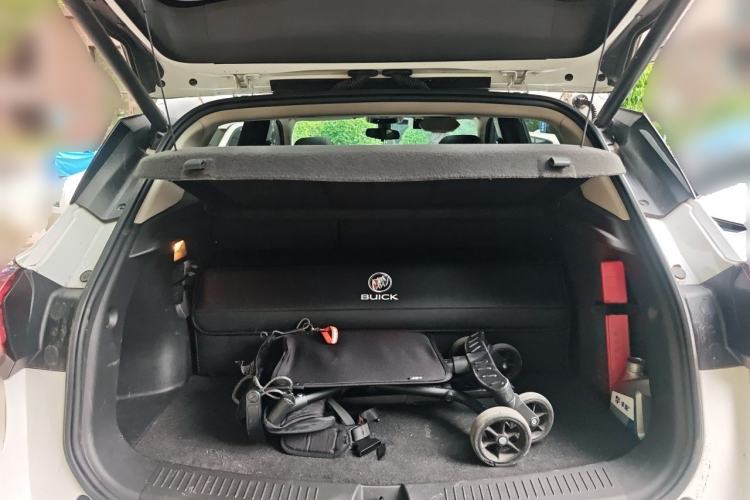 Used Buick Encore GX 2020 20T CVT Two-Wheel Drive Luxury Version Trunk