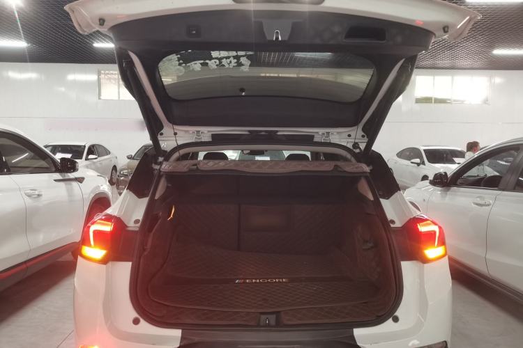 Used Buick Encore GX 2020 20T CVT Two-Wheel Drive Flagship Version Trunk