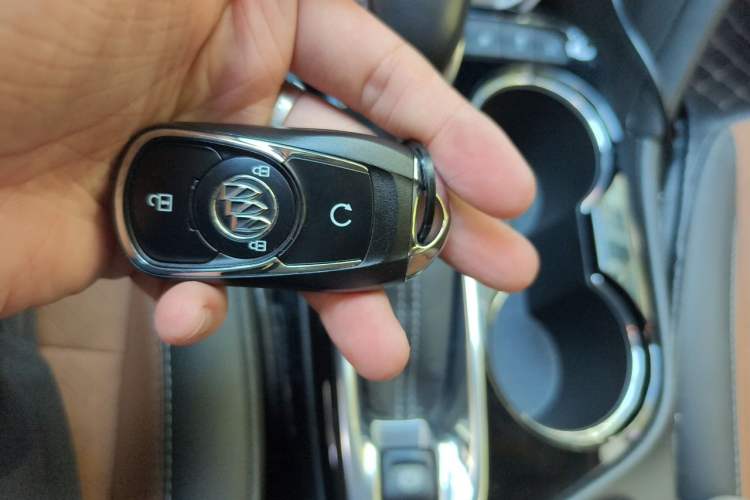 Used Buick Encore GX 2020 20T CVT Two-Wheel Drive Luxury Version Vehicle Key
