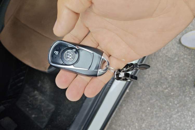 Used Buick Encore GX 2020 20T CVT Two-Wheel Drive Luxury Version Vehicle Key