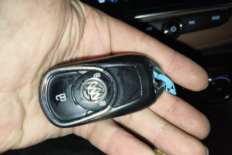 Used Buick Encore GX 2020 20T CVT Two-Wheel Drive Luxury Version Vehicle Key