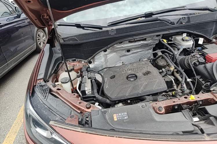 Used Buick Encore GX 2020 20T CVT Two-Wheel Drive Flagship Version Engine Bay Right