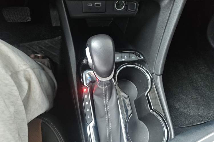 Used Buick Encore GX 2022 332T CVT Two-Wheel Drive Luxury Version Gear Lever