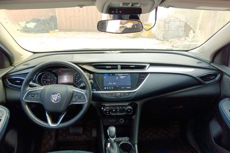Used Buick Encore GX 2022 332T CVT Two-Wheel Drive Luxury Version Interior 2