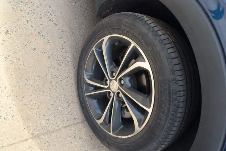 Used Buick Encore GX 2022 332T CVT Two-Wheel Drive Luxury Version Right Front Wheel Hub