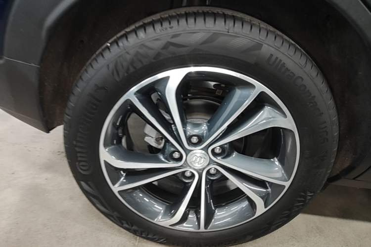 Used Buick Encore GX 2022 332T CVT Two-Wheel Drive Luxury Version Right Rear Wheel Hub