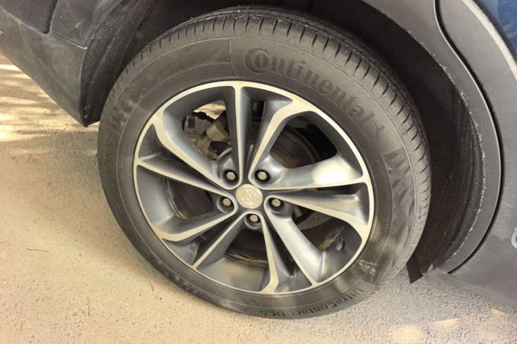 Used Buick Encore GX 2022 332T CVT Two-Wheel Drive Luxury Version Right Rear Wheel Hub