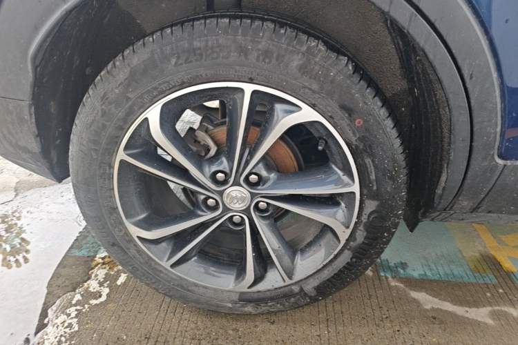 Used Buick Encore GX 2022 332T CVT Two-Wheel Drive Luxury Version Right Rear Wheel Hub