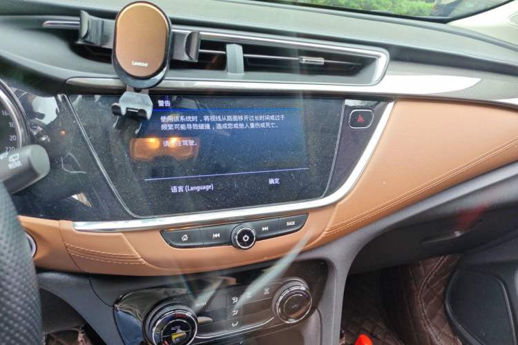 Used Buick Encore GX 2022 332T CVT Two-Wheel Drive Luxury Version Audio And AC Panel