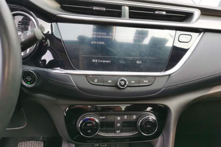 Used Buick Encore GX 2022 332T CVT Two-Wheel Drive Luxury Version Audio And AC Panel