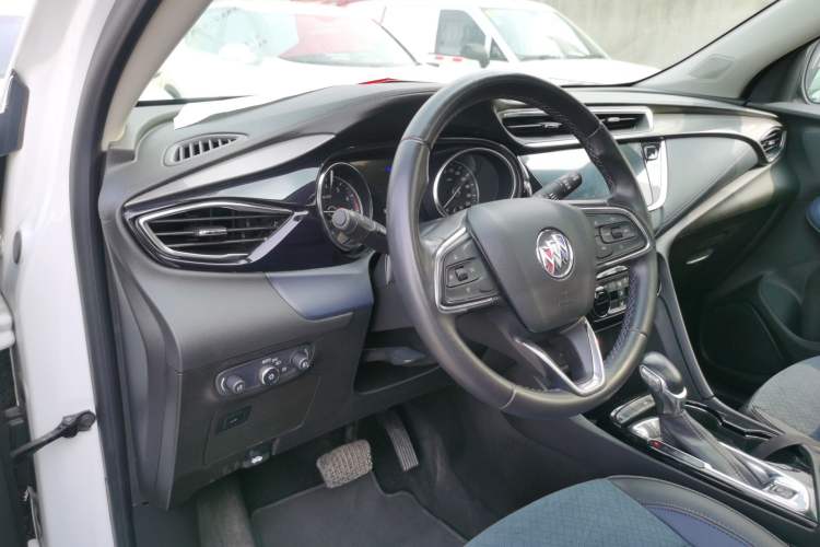 Used Buick Encore GX 2022 332T CVT Two-Wheel Drive Luxury Version Center Console