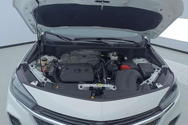 Used Buick Encore GX 2022 332T CVT Two-Wheel Drive Luxury Version Engine Bay