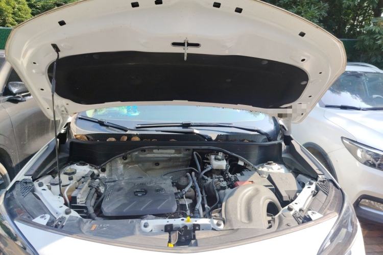 Used Buick Encore GX 2022 332T CVT Two-Wheel Drive Luxury Version Engine Bay