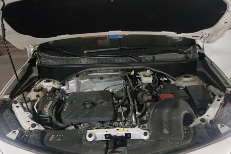 Used Buick Encore GX 2022 332T CVT Two-Wheel Drive Luxury Version Engine Bay