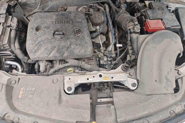 Used Buick Encore GX 2022 332T CVT Two-Wheel Drive Luxury Version Engine Bay