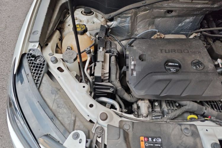 Used Buick Encore GX 2022 332T CVT Two-Wheel Drive Luxury Version Engine Bay Right