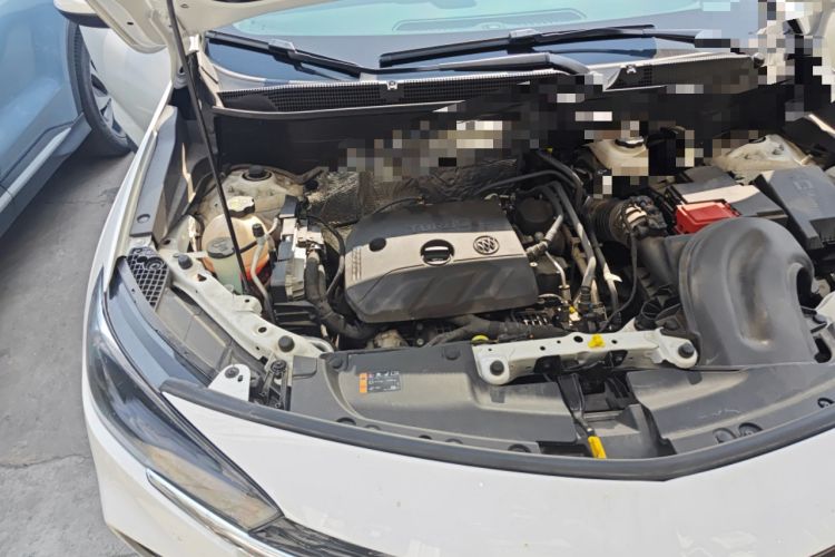 Used Buick Encore GX 2022 332T CVT Two-Wheel Drive Luxury Version Engine Bay Right