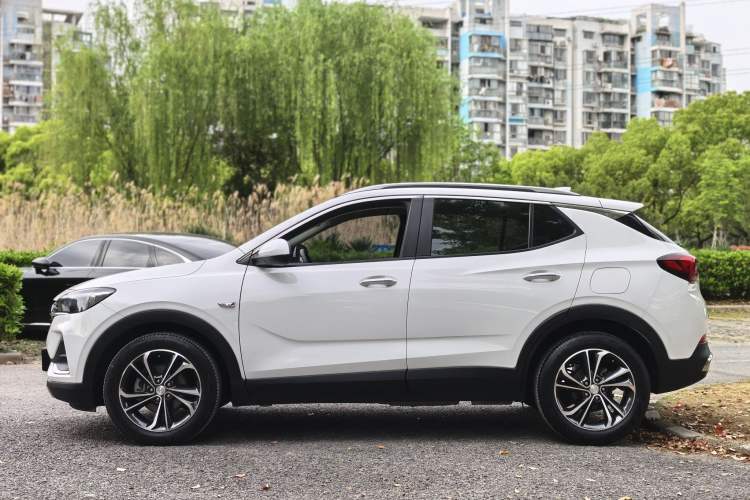 Used Buick Encore GX 2022 332T CVT Two-Wheel Drive Luxury Version Exterior 3